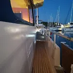 Yacht Aquamarina Vieux Port Hotel en barco *