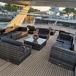 Yacht Aquamarina Vieux Port * La Rochelle (Charente-Maritime)