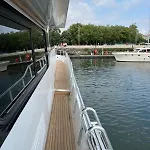 Yacht Aquamarina Vieux Port *