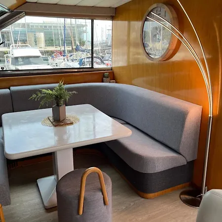 보트호텔 Yacht Aquamarina Vieux Port 라로셸