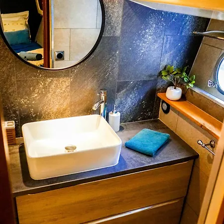 Yacht Aquamarina Vieux Port 라로셸