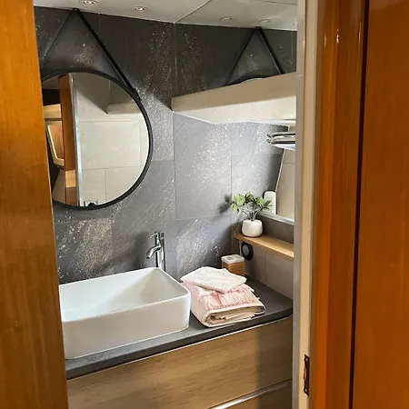 Yacht Aquamarina Vieux Port