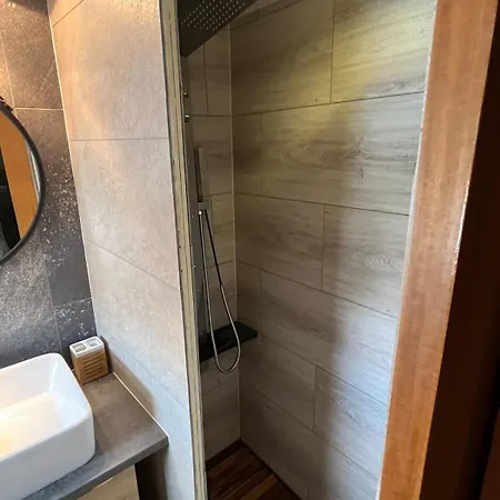 Yacht Aquamarina Vieux Port 보트호텔 *