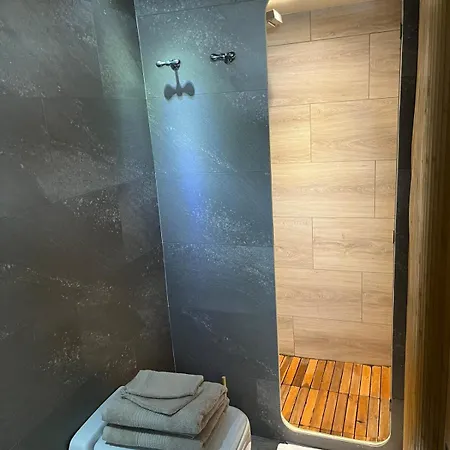 Yacht Aquamarina Vieux Port