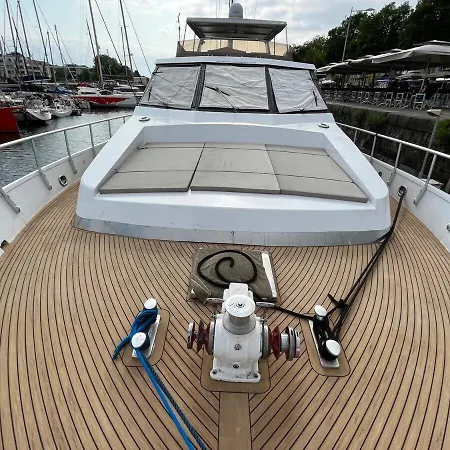 보트호텔 Yacht Aquamarina Vieux Port 라로셸