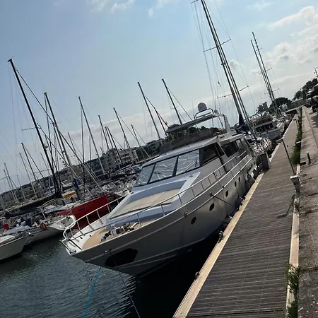 Yacht Aquamarina Vieux Port * 라로셸