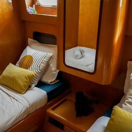 Yacht Aquamarina Vieux Port 라로셸