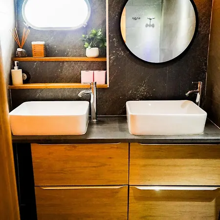 Yacht Aquamarina Vieux Port 라로셸