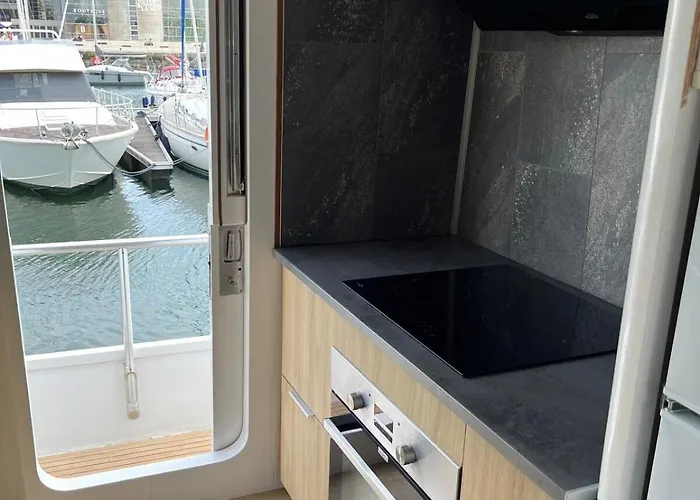 Yacht Aquamarina Vieux Port