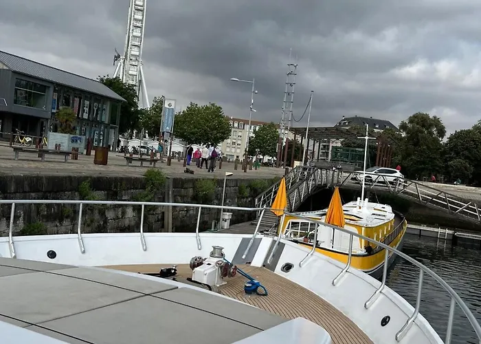 Yacht Aquamarina Vieux Port Πλωτό κατάλυμα Λα Ροσέλ