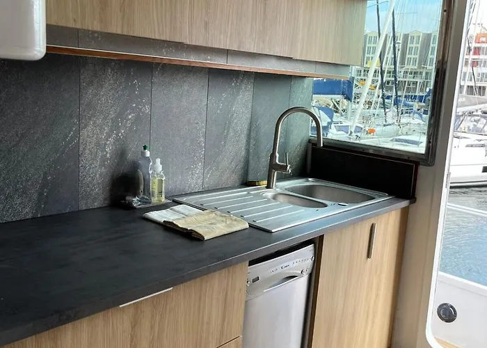 Yacht Aquamarina Vieux Port Πλωτό κατάλυμα