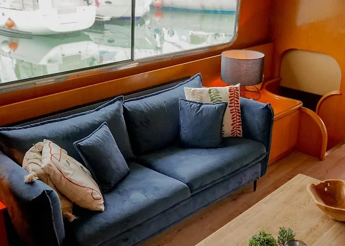 Yacht Aquamarina Vieux Port